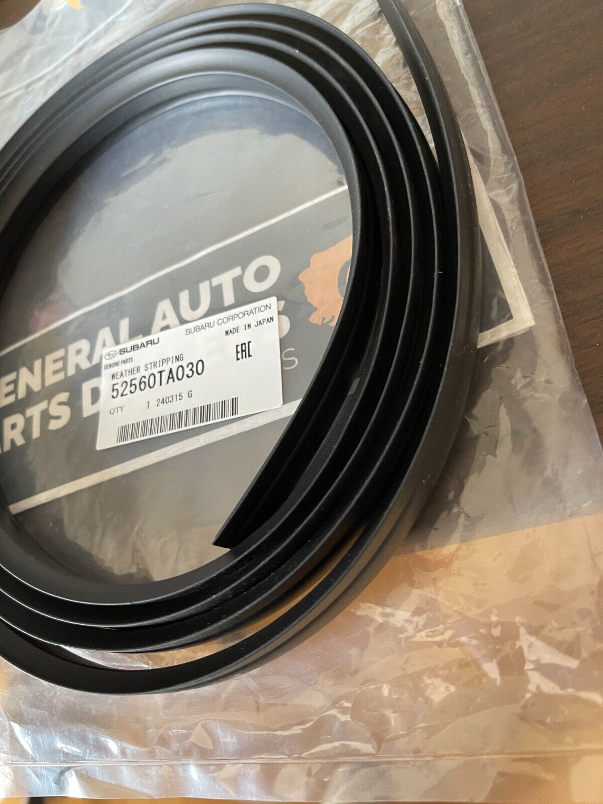 Genuine Subaru OEM 90-98 Sambar Truck KS3 KS4 engine hood bed Lid Molding