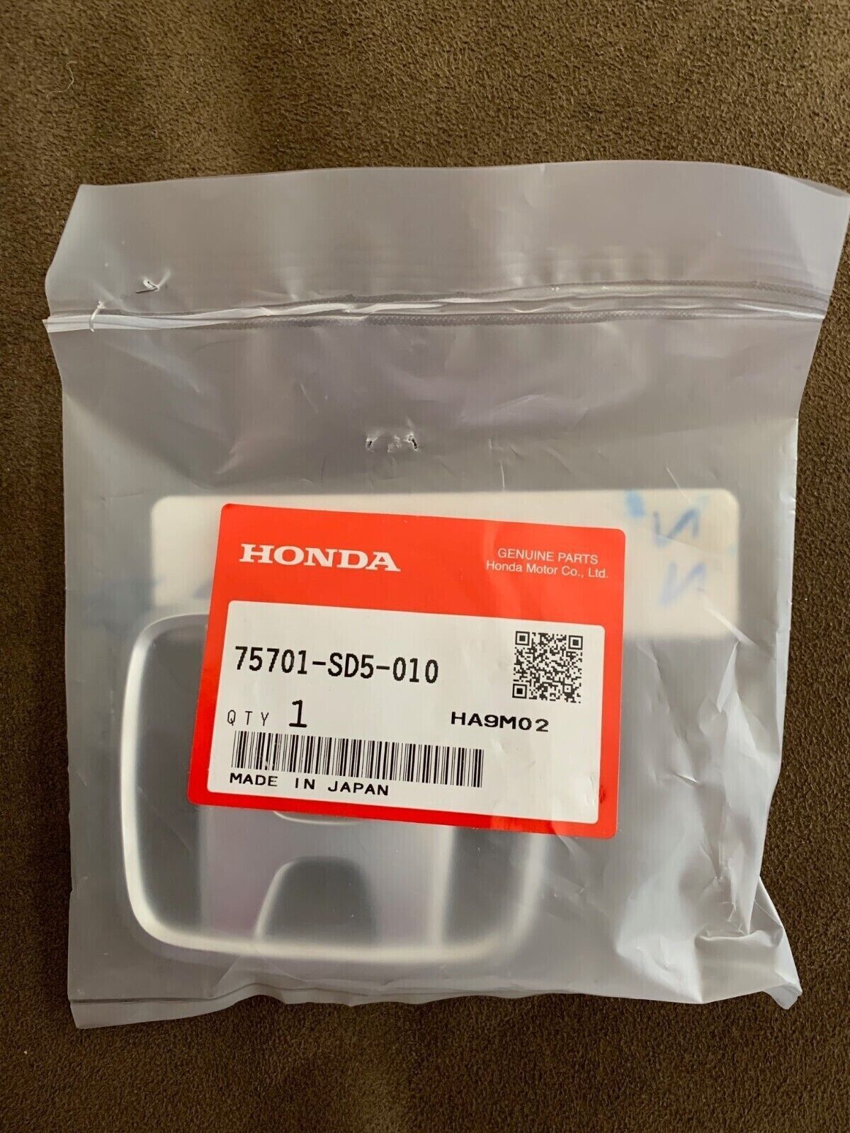Genuine Honda OEM Rear Trunk Emblem Badge 1997-2001 Prelude 75701-SD5-010
