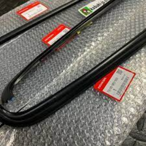 GENUINE HONDA 1992-1995 EG3 EG4 EG5 EG6 CIVIC FRONT Windshield Molding L&R&Upper