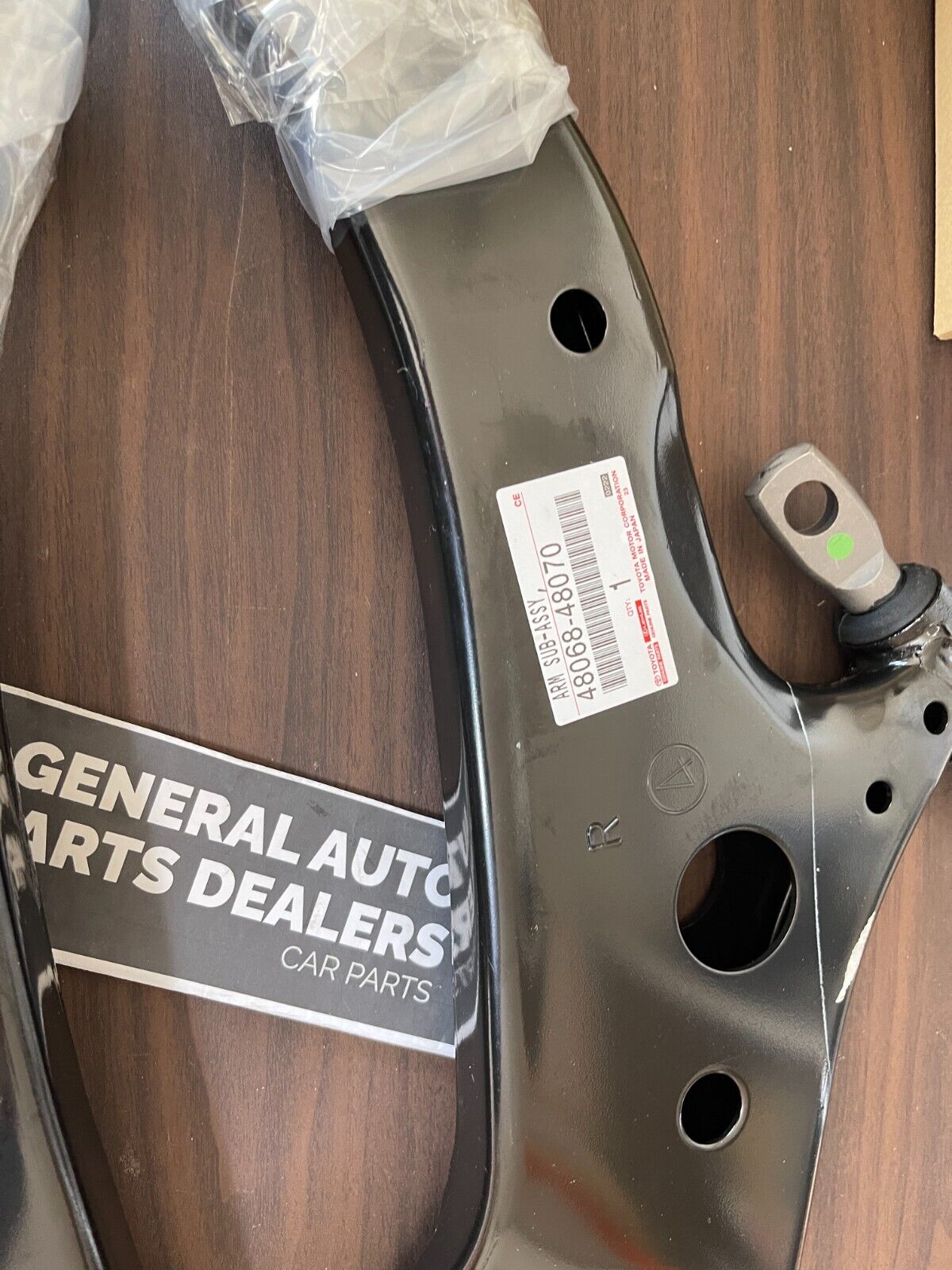 GENUINE TOYOTA OEM HIGHLANDER VENZA RX350 RX450h FRONT LOWER CONTROL ARMS SET