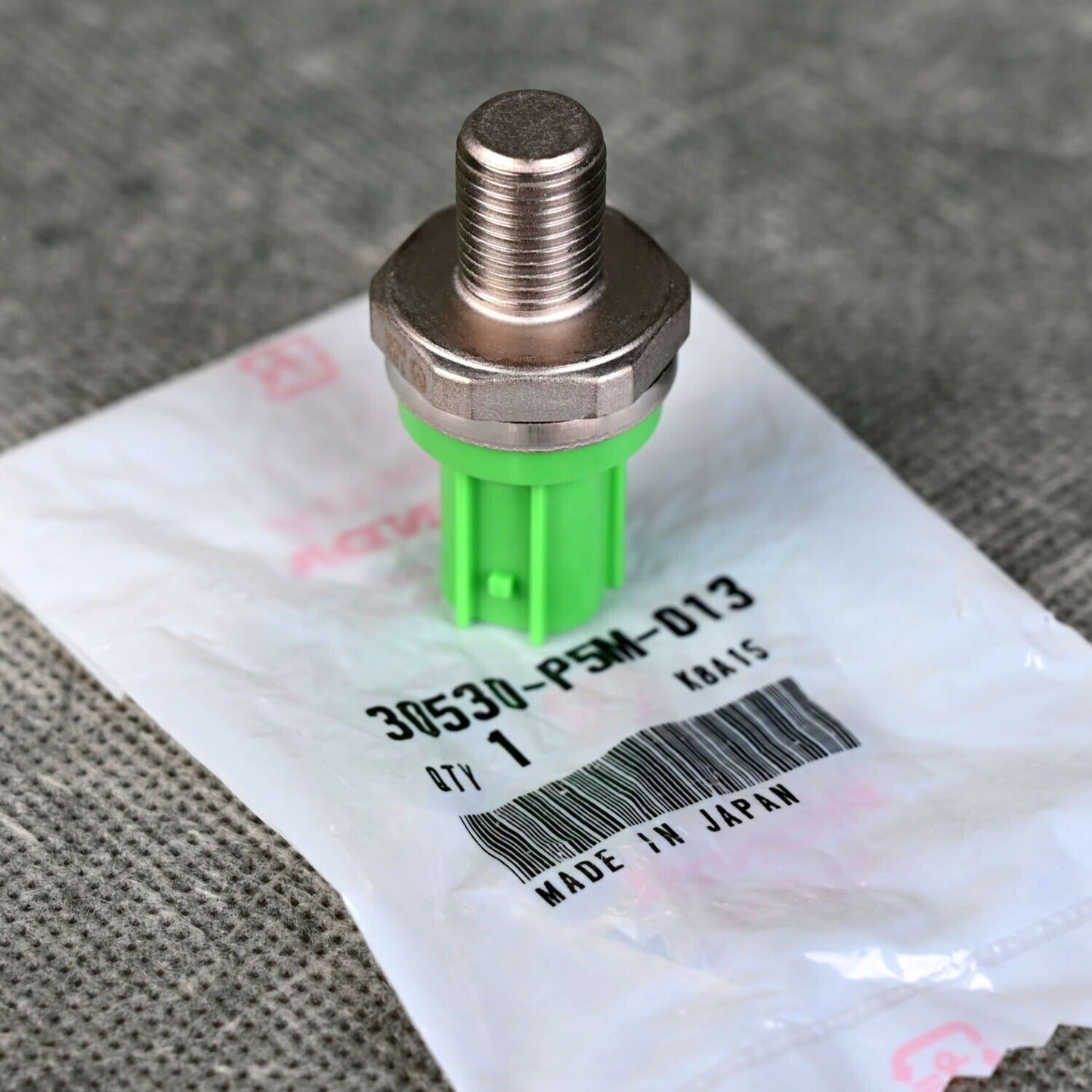 Genuine Honda OEM 1PC Engine Knock Sensor For Honda Odyssey Accord 4-Door 2.3L