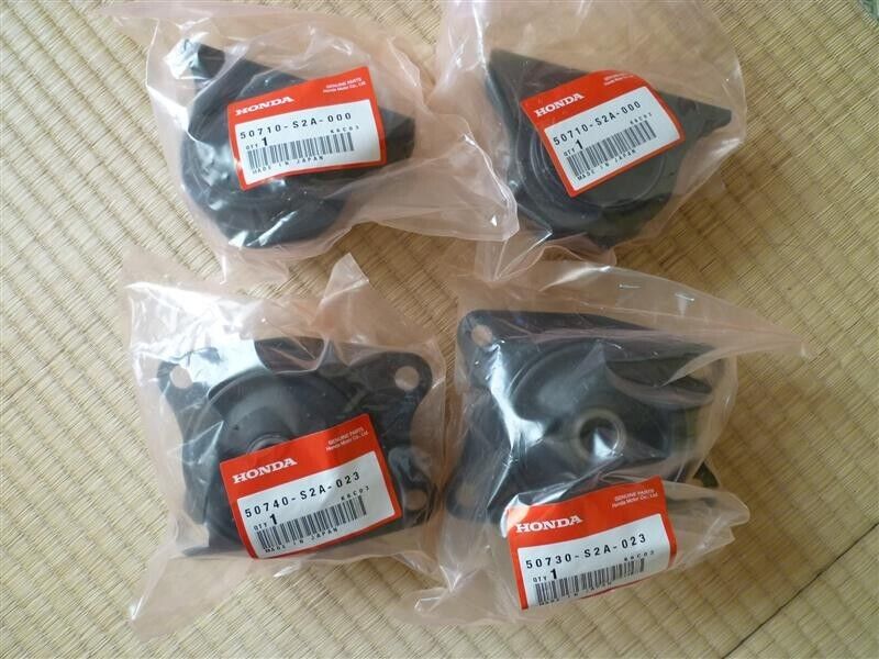 GENUINE HONDA OEM S2000 AP1 AP2 AXLE DIFFERENTIAL REAR MOUNT F&R LH&RH SET of 4