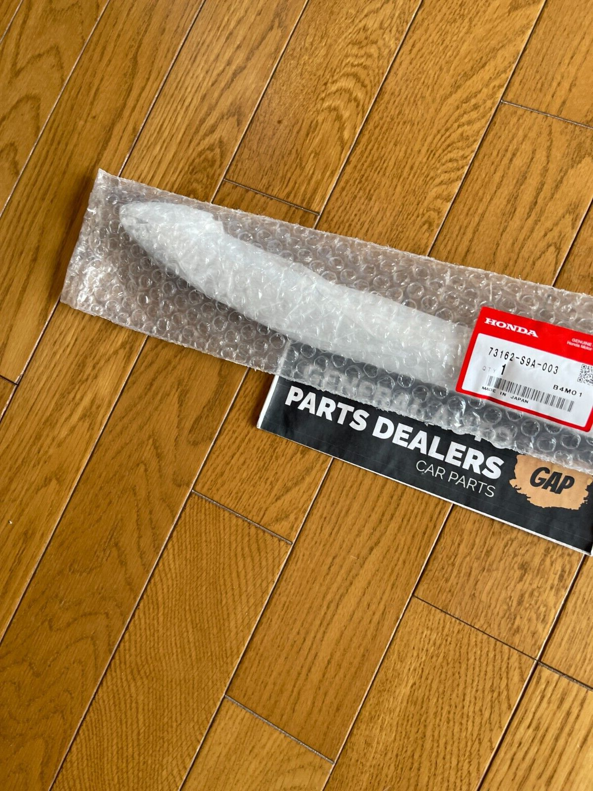 HONDA CR-V RD# 02-06 Genuine Front Windshield Pillar Side Garnish Assy Left