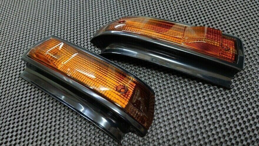 Genuine Toyota OEM Trueno AE86 Sprinter Turn Signal Lamp Lens LH RH Pair Set