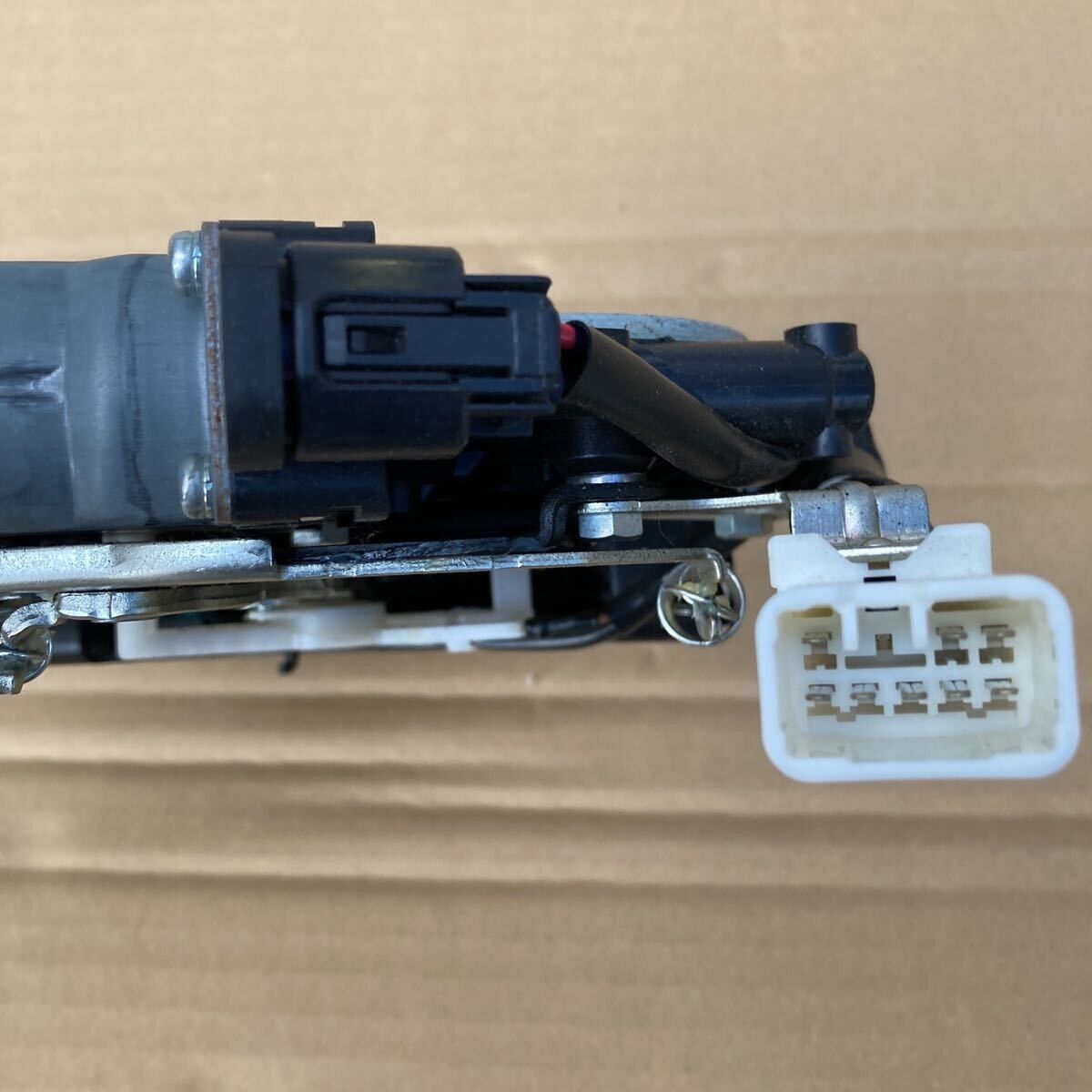 Genuine Lexus 2012- LS460 TRUNK LOCK ACTUATOR LATCH 64650-50050 OEM