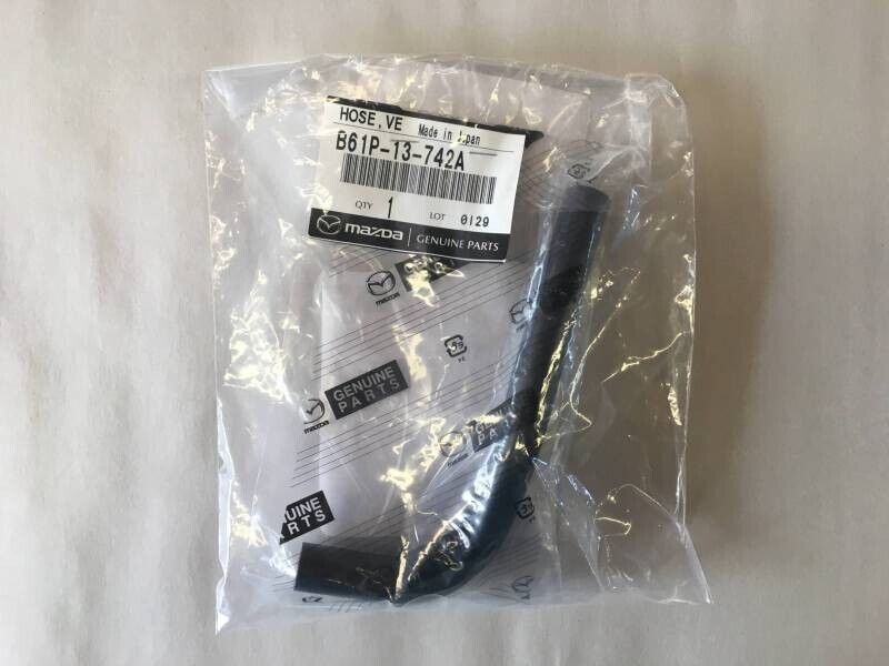 Genuine Mazda OEM Miata MX-5 1990-1995 Vent Hose B61P-13-742A