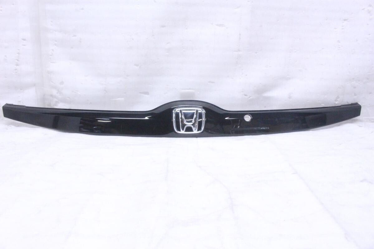 Genuine HONDA Tail Gate Rear Garnish License Assy FIT GK3 / GK4 13G 15-20 OEM