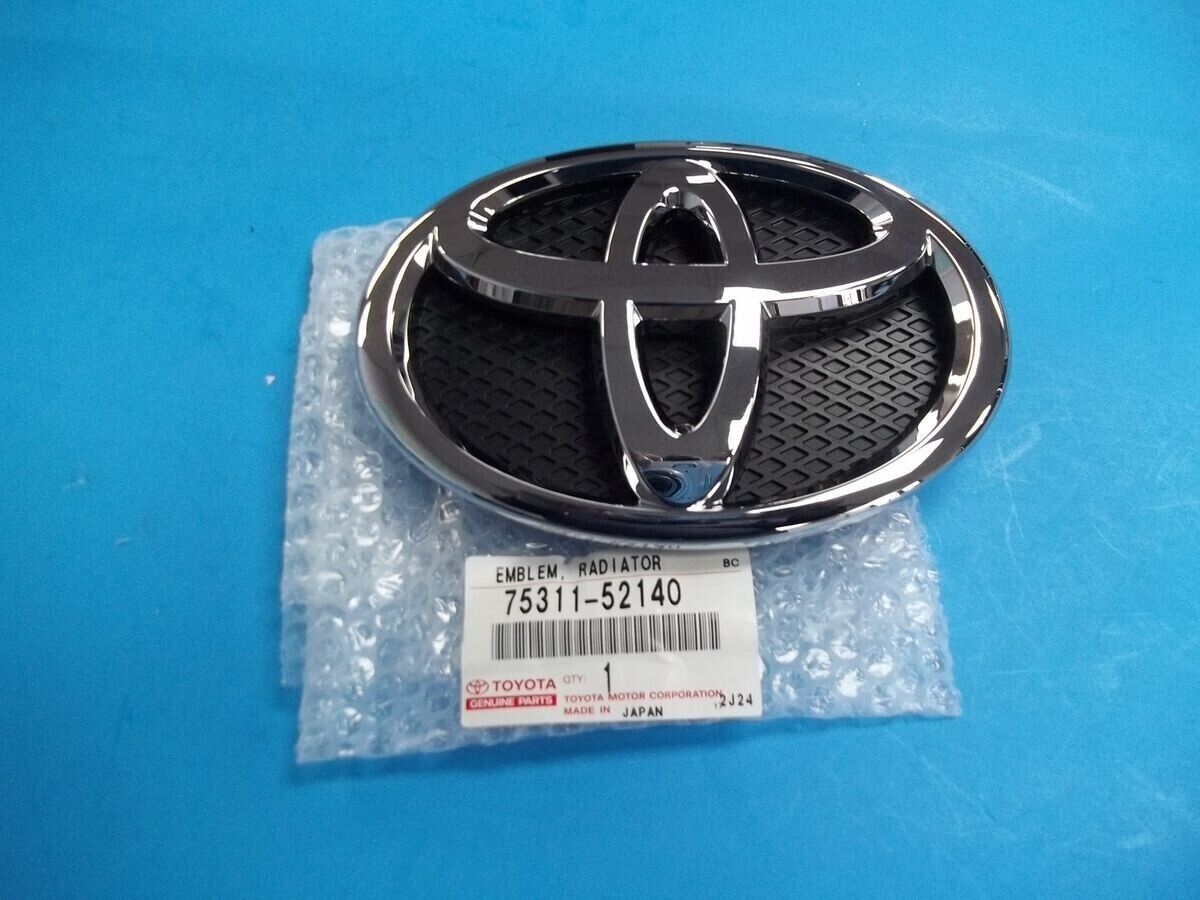 Genuine Toyota OEM Yaris Hatchback 2006-2011 Front Grille Emblem 75311-52140