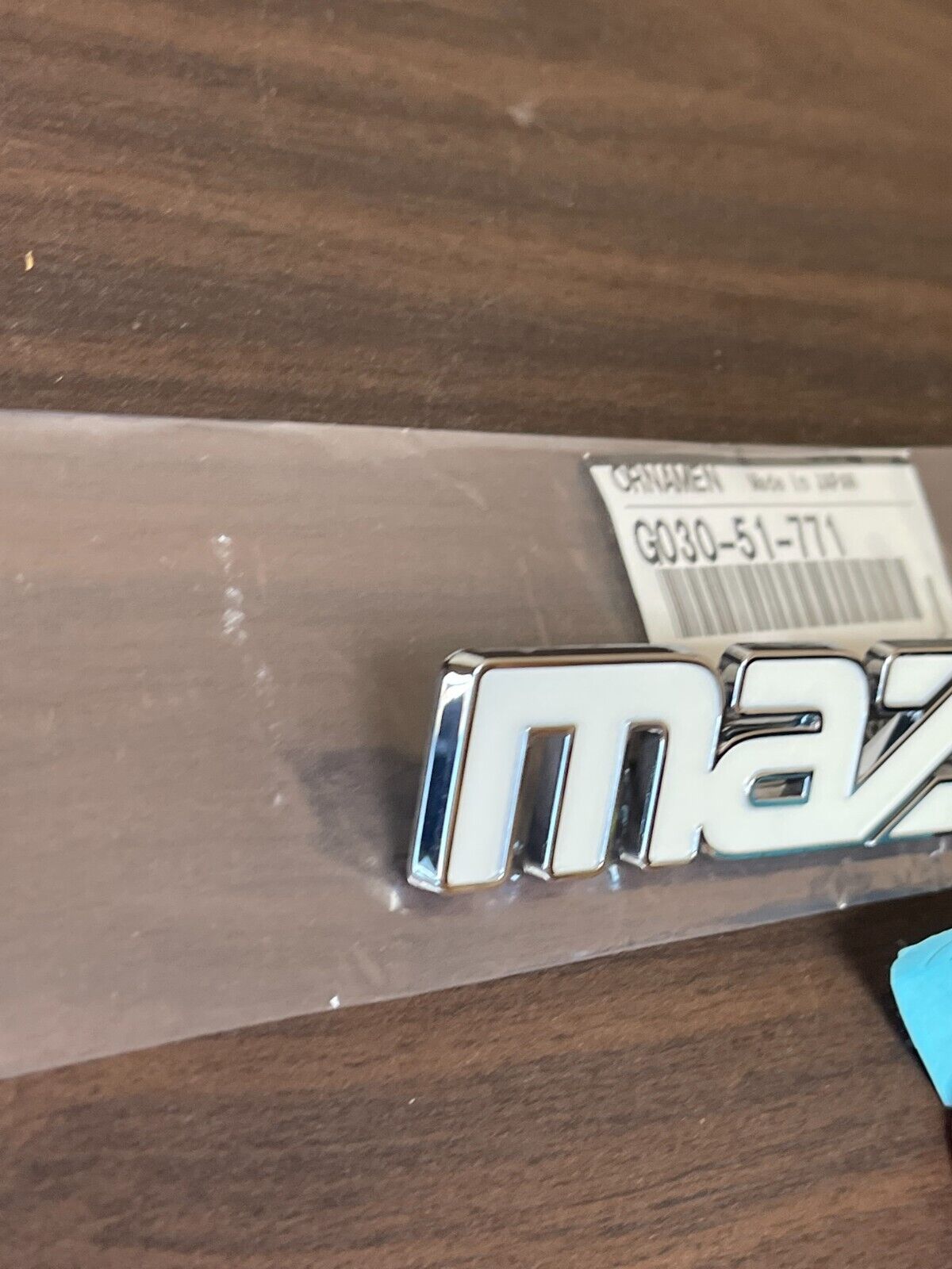 Genuine Mazda 323 626 MPV B2000 GLC Front Grille White Mazda Emblem G030-51-771