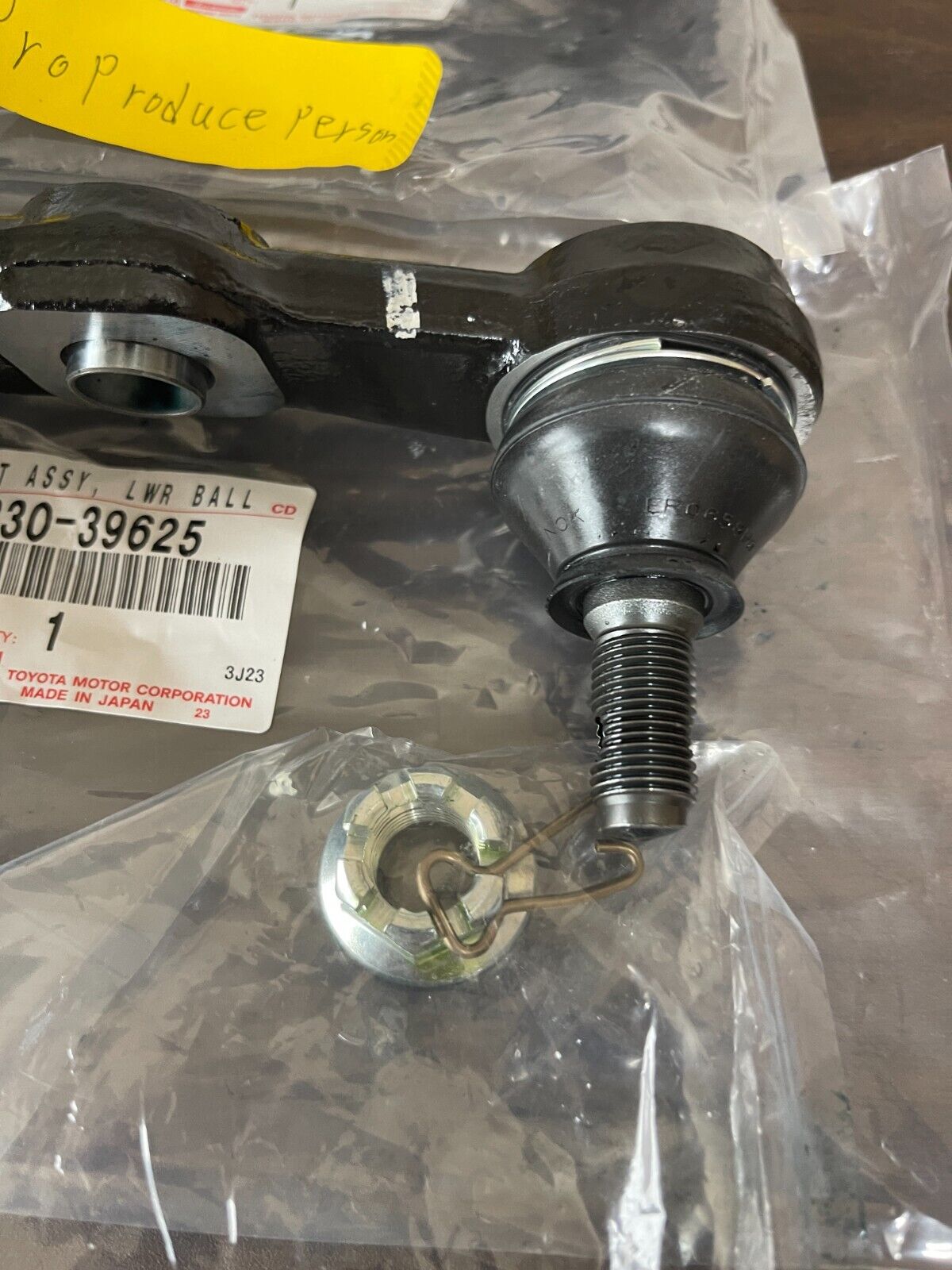 Genuine TOYOTA LEXUS IS GS350 GS450h Front Lower Ball Joints LH & RH Set