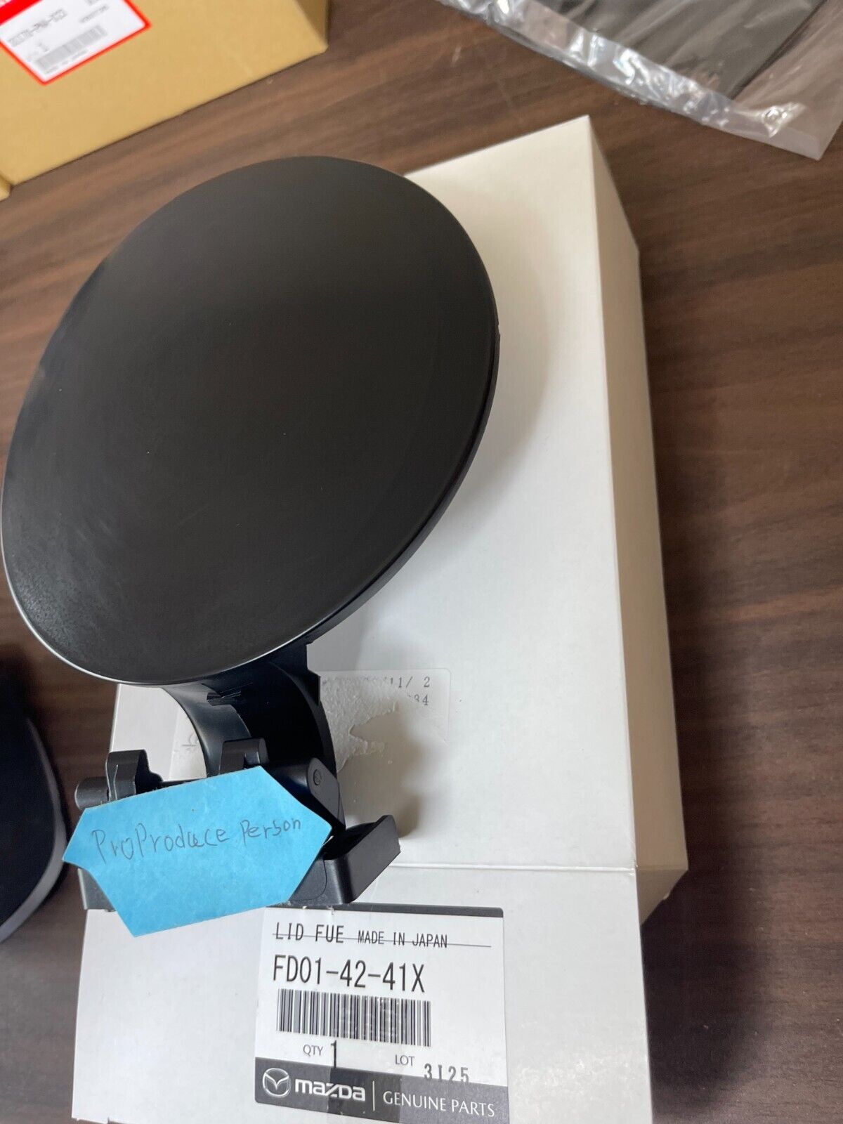 GENUINE MAZDA Fuel Filler Gas Lid Cover OEM RX-7 FD3S NEW