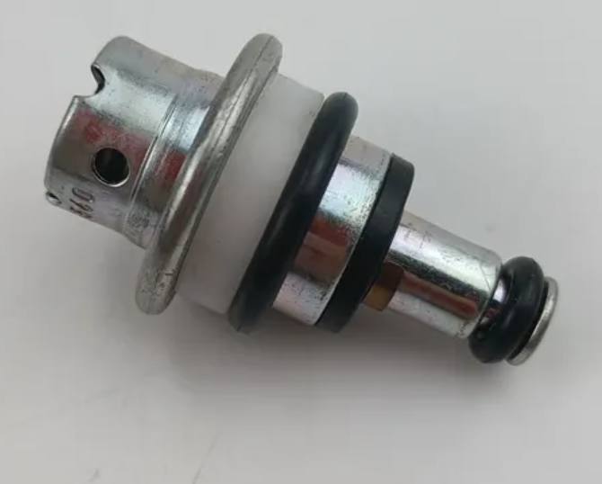 Genuine Toyota 23280-21020 Regulator ASSY,Fuel Pressure YARIS NCP93 2006/02- OEM