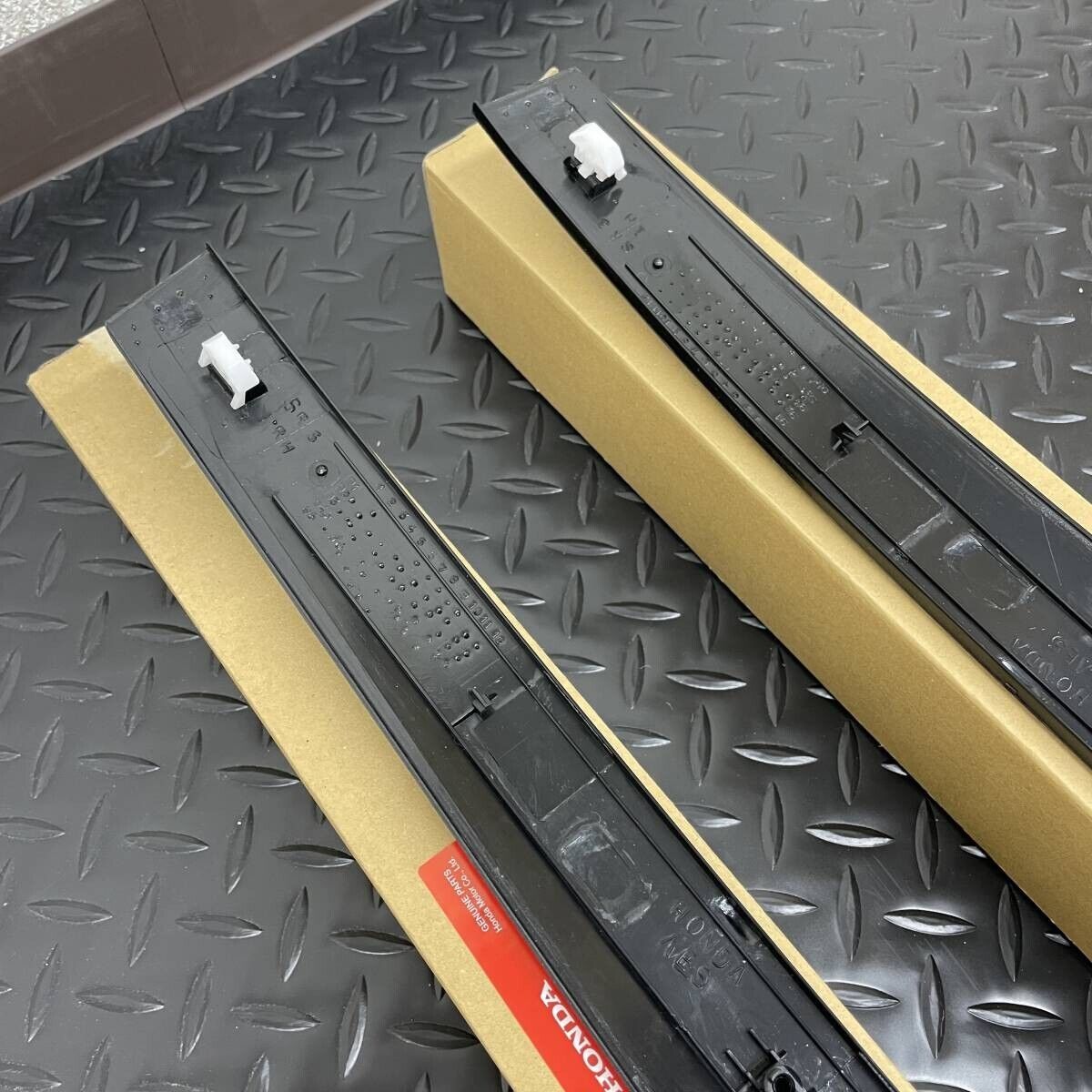 Genuine HONDA Door Pillar Garnish Tlim Sash RH LH Set CIVIC EK4 EK9 3D 96-00 OEM