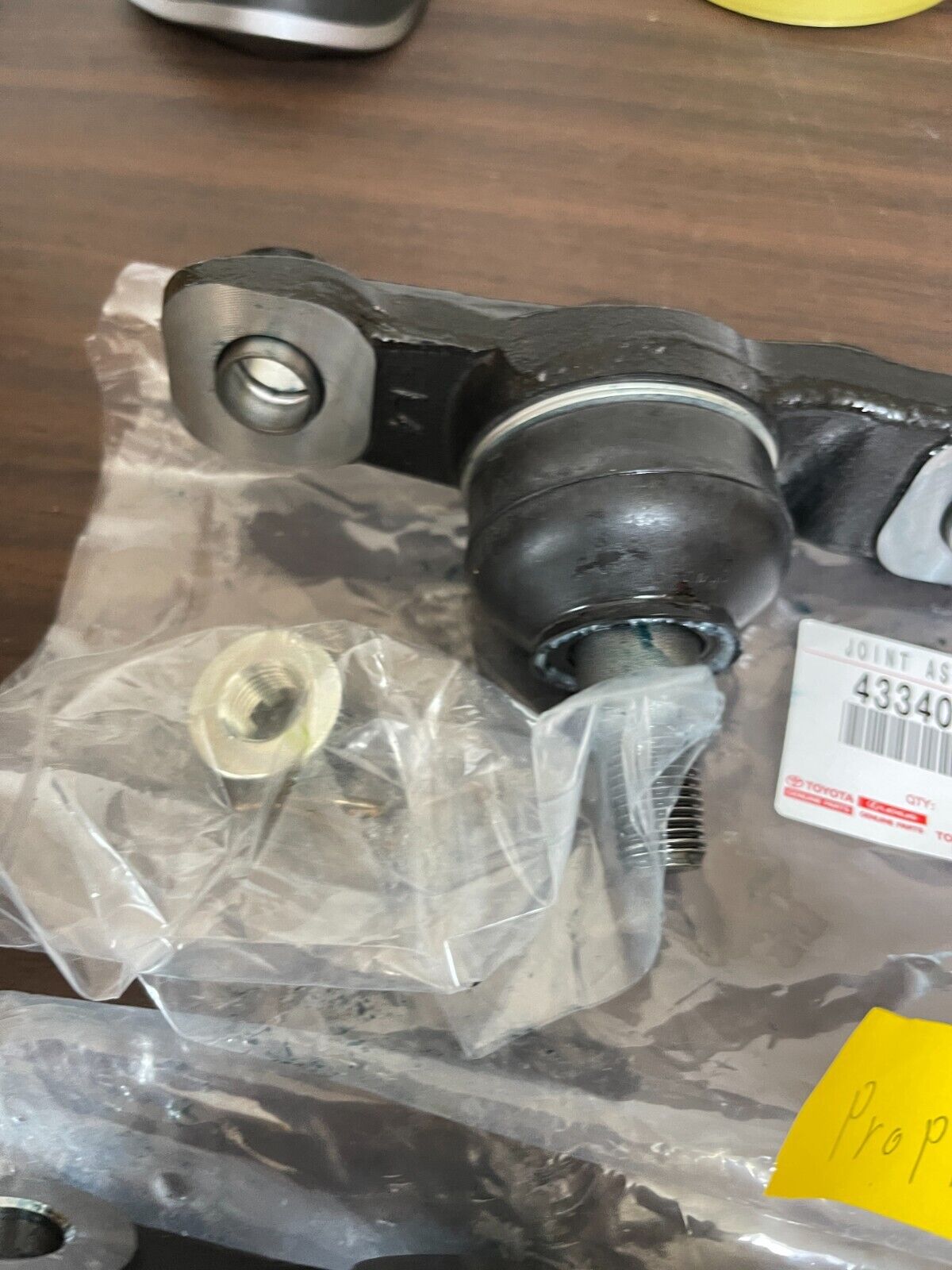 Genuine TOYOTA LEXUS IS GS350 GS450h Front Lower Ball Joints LH & RH Set
