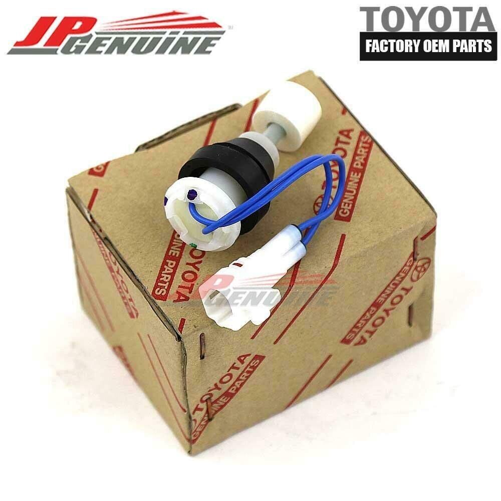 Genuine TOYOTA 95-00 Lexus LS400 Washer Level Warning Switch Assy 85397-50090