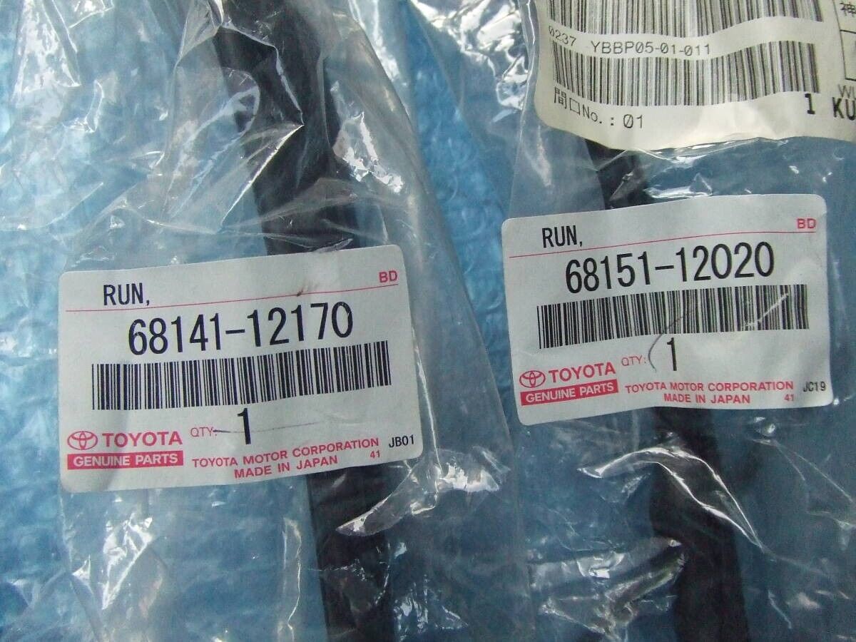 Genuine TOYOTA OEM LEVIN TRUENO AE86 84-87 Front Door Glass Run Right & Left Set