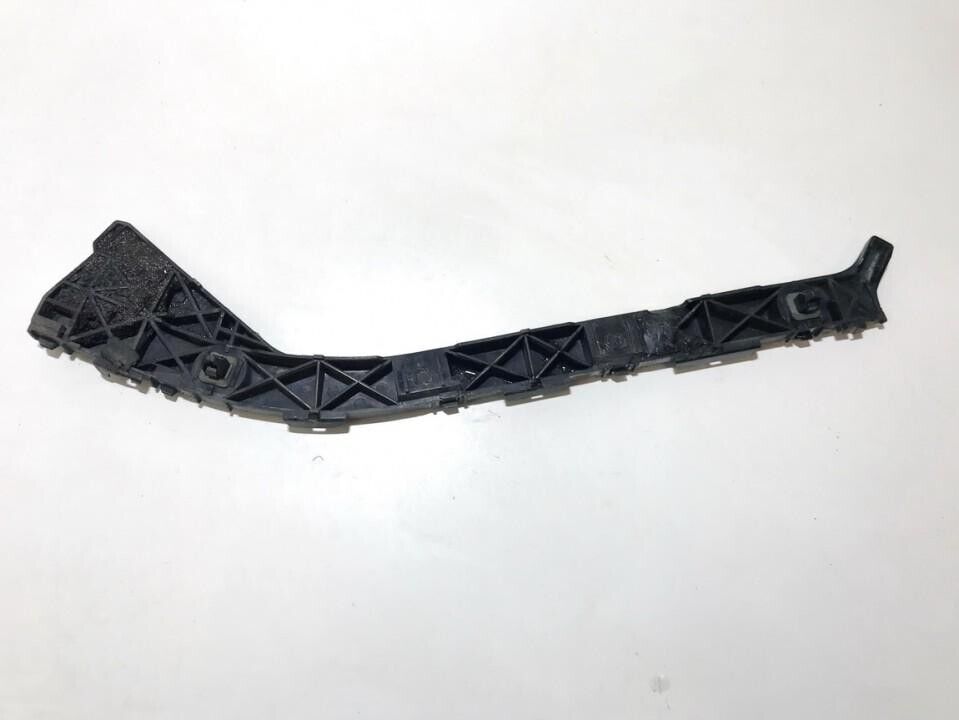 GENUINE TOYOTA OEM RETAINER, REAR BUMPER SIDE, LH 5257647011 52576-47011