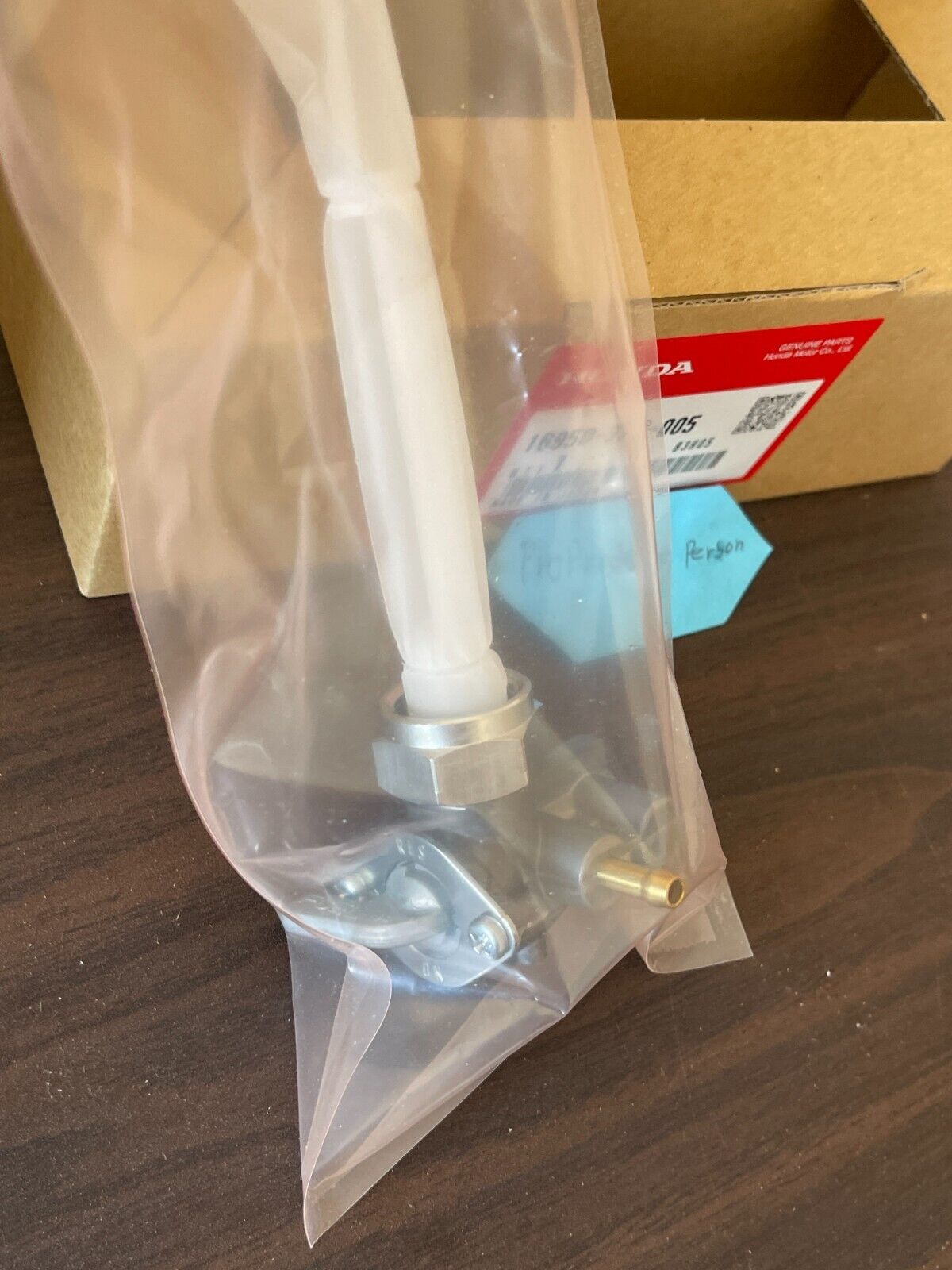 Genuine HONDA CB400F Fuel Tank Petcock Valve Supersport parts 16950-377-005