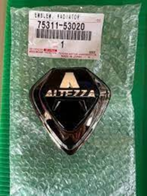 Genuine TOYOTA Altezza SXE10 Lexus IS200 IS300 Front Grill Black Emblem Badge