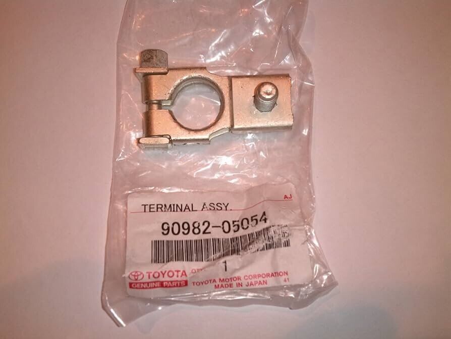 GENUINE TOYOTA OEM 4RUNNER SCION XB LEXUS POSITIVE BATTERY TERMINAL 90982-05054