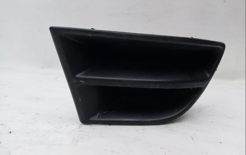 Genuine TOYOTA LEXUS 01-05 IS300 Altezza Fog Light Delete Covers NEW