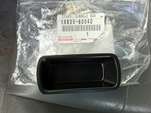 TOYOTA OEM 01-07 LAND CRUISER | 03-09 GX470 CONSOLE BOX HOLE COVER 58839-60040