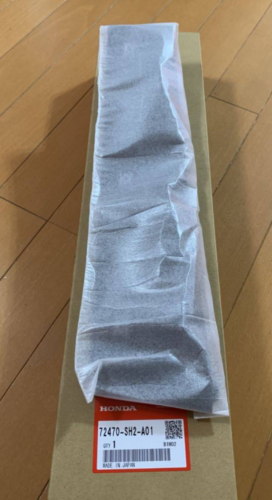 Genuine Honda OEM CRX Left Side Door Sash Garnish B-Pillar 72470-SH2-A01