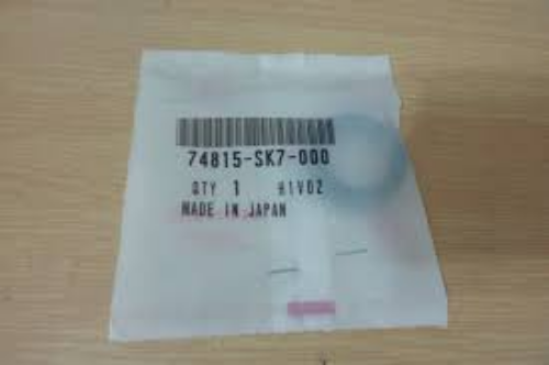 Genuine HONDA OEM INTEGRA CIVIC GROMMET KEY CYLINDER 74815-SK7-000
