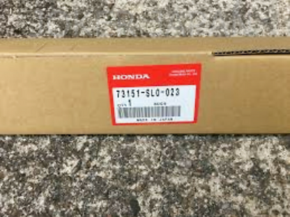 Genuine HONDA OEM MOLDING, FR. WINDSHIELD UPPER ABA-NA1 NSX  73151-SL0-023