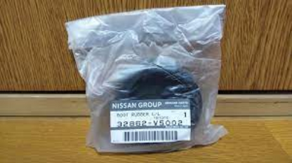 Genuine NISSAN OEM Gearbox Shifter Rubber Boot 32862-V5002