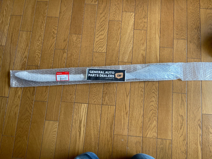 HONDA CR-V RD# 02-06 Genuine Front Windshield Pillar Side Garnish Assy Left