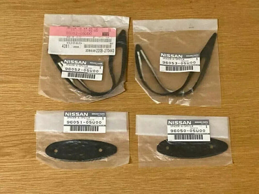 GENUINE NISSAN OEM SKYLINE R32 GTR REAR DECK LID SPOILER GASKET SET BNR32