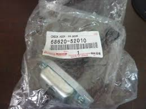 Genuine TOYOTA OEM CHECK ASSY FRONT DOOR LH ECHO YARIS 68620-52010