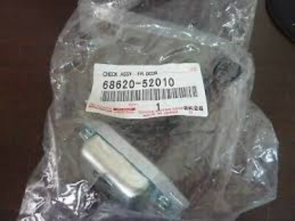 Genuine TOYOTA OEM CHECK ASSY FRONT DOOR LH ECHO YARIS 68620-52010