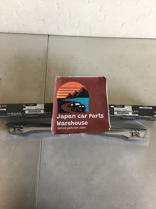 Genuine NISSAN OEM GTR R35 Front Fender Emblem R L Set 63871-62B0A 63870-62B0A