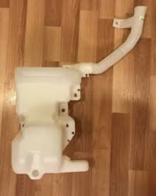 Genuine Mitsubishi OEM Pajero Front Glass Washer Tank Bottle Reservoir MR495787