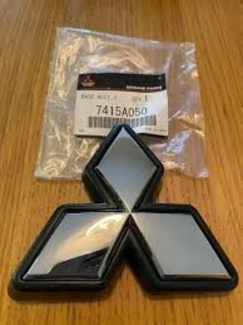 Genuine Mitsubishi OEM 2006-2007 Lancer Evo 9 Front Emblem 7415A050