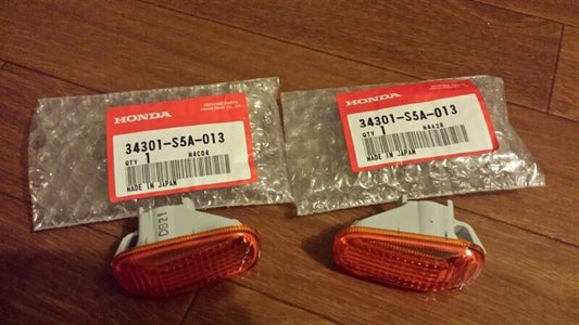 Genuine Honda OEM CIVIC EP3 TYPE-R Front Fender Side Turn Marker Lamp Light