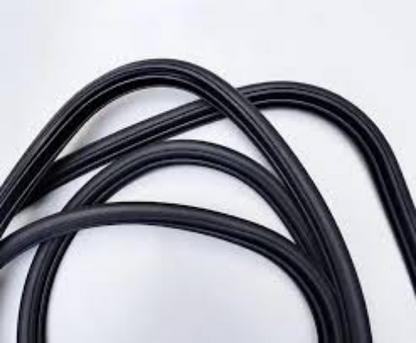 Genuine Mitsubishi OEM Montero Pajero V63W Sunroof Lid Weatherstrip MR523599