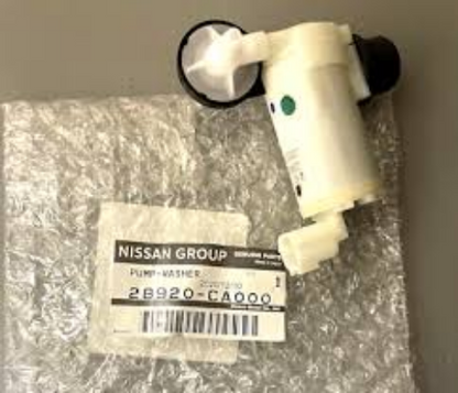 GENUINE NISSAN OEM PUMP ASSEMBLY INFINITI WINDSHIELD WASHER 28920-CA000