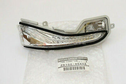 Genuine Nissan OEM INFINITI PASSENGER DOOR MIRROR TURN SIGNAL QX30 Q50 Q60 Q70