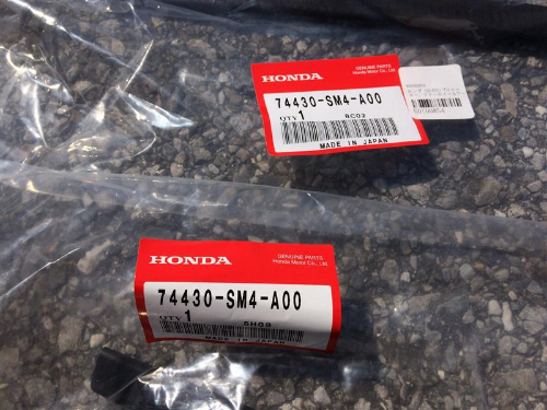 HONDA OEM Protector Wheel Arch Quarter Panel Opening Molding 74430-SM4-A00 ×2