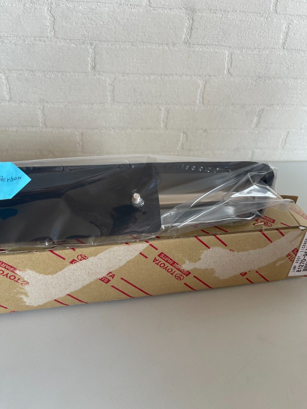 Genuine Toyota Rear License Plate Lamp Assembly Land Cruiser FJ60/62 BJ60 HJ60