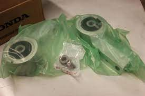 Genuine Honda OEM Front Arm Bush set 04513-SZA-020