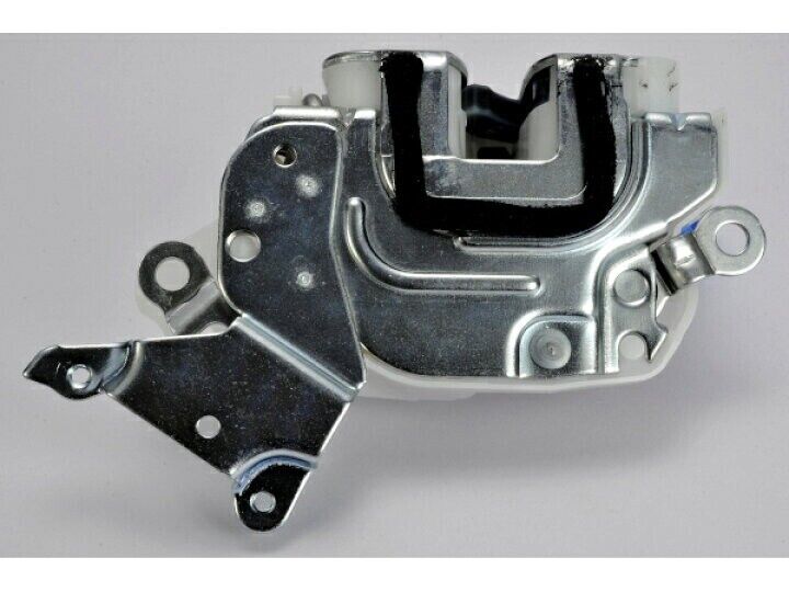 Nissan OEM Skyline R32 R33 GTR R32 GTS4 GTST Front Door Latch Left 80503-70T00