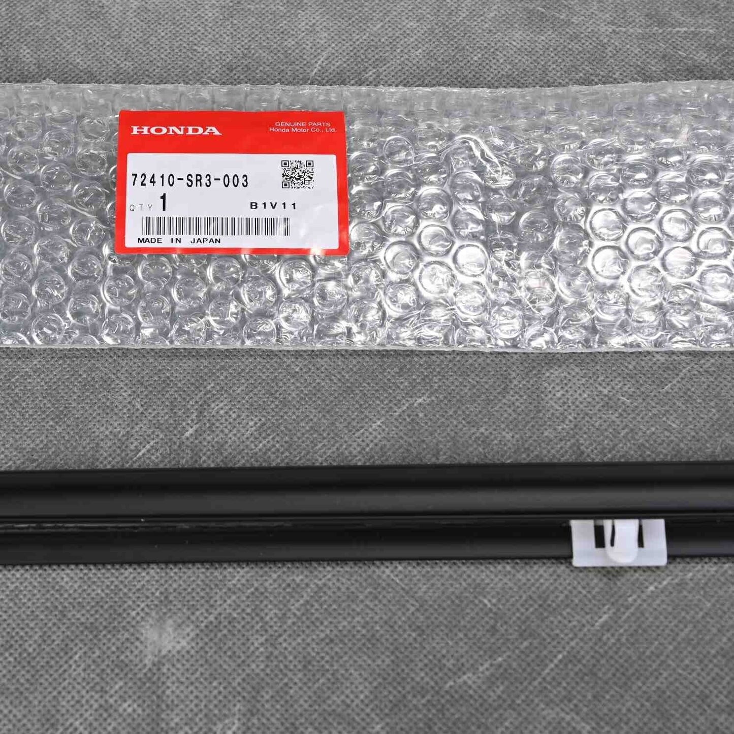GENUINE HONDA CIVIC EG6 92-95 OUTER RH WINDOW DOOR MOLDING Water Cut Mall
