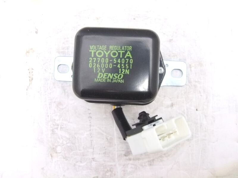 GENUINE TOYOTA REGULATOR ASSY, GENERATOR OEM DYNA 150 LY21# 27700‐54070 OEM