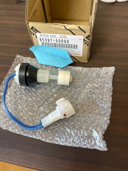 Genuine TOYOTA 95-00 Lexus LS400 Washer Level Warning Switch Assy 85397-50090