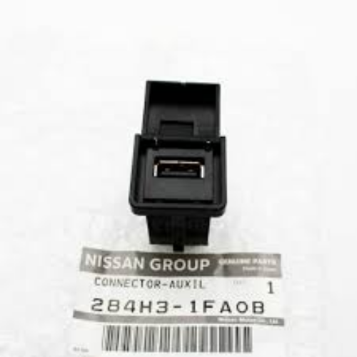 GENUINE NISSAN OEM INFINITI 2008 - 2019 USB CONNECTOR AUXILIARY ADAPTER