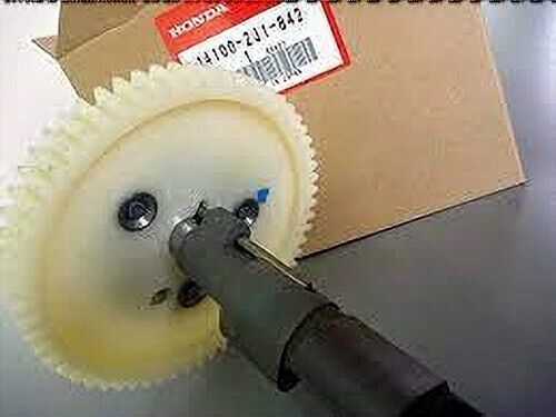 Honda Genuine CAMSHAFT ASSY. 14100-ZJ1-842  for GX610 GX620 GX670 GXV610 GXV620